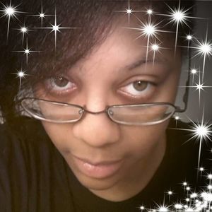 Meet your Posher, Cassandra